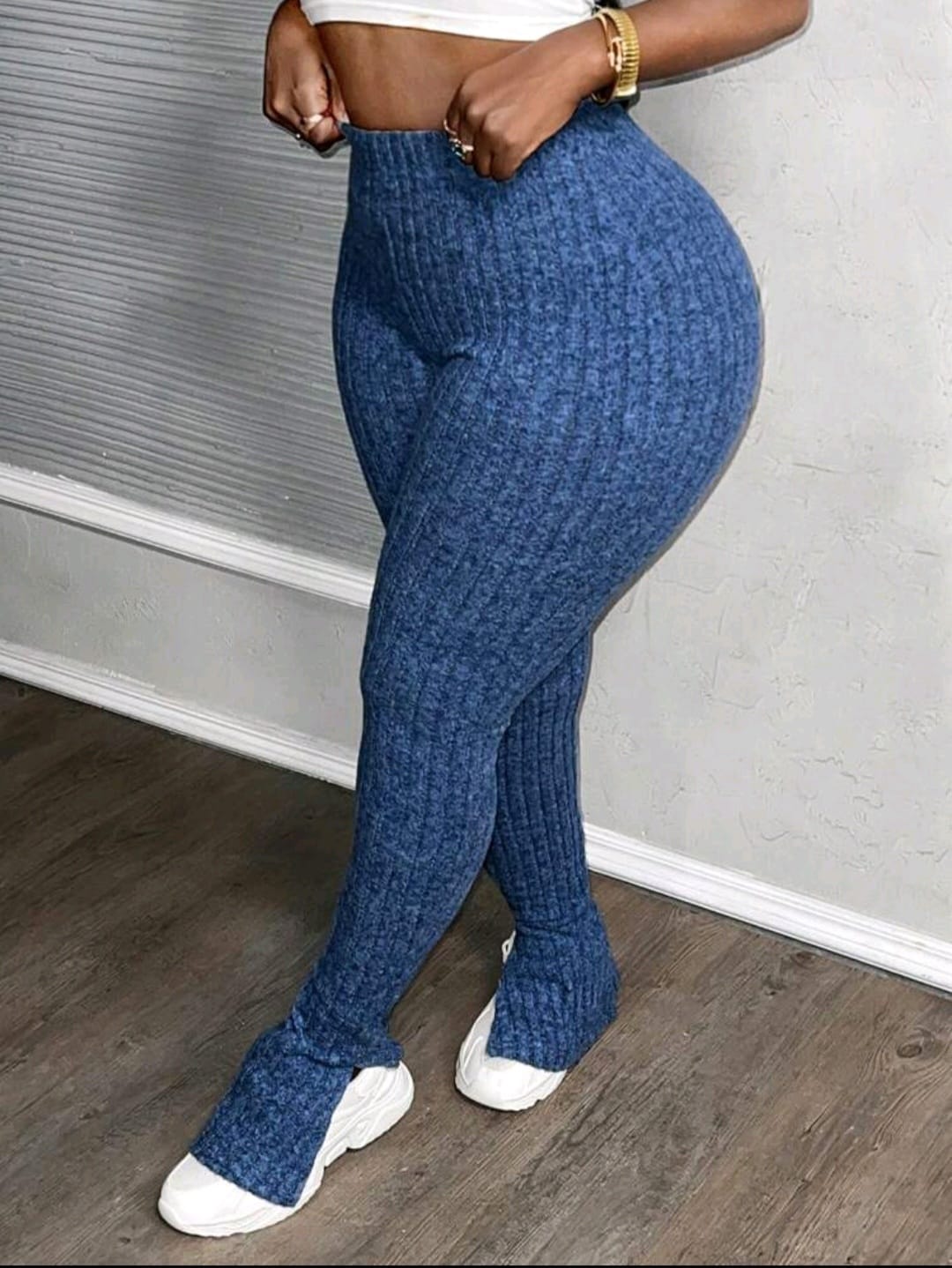 Slaydiva Pantalon confortable de maison avec taille élastique, ourlet côtelé en polaire, fente sur le côté évasé, bleu marine - Image 2